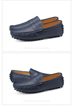 Load image into Gallery viewer, DEKABR Size 49 Men Casual Shoes Fashion Men Shoes Genuine Leather Men Moccasins !!